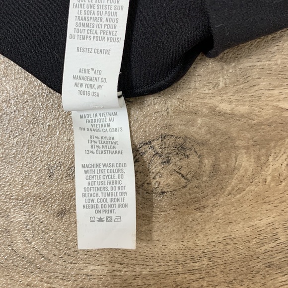 Aerie OFFLINE Real Me High Waisted Crossover 3” Shortie - Picture 5 of 6